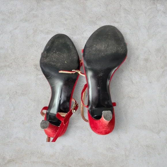 Elegant Red Women's Sandals - Picture 4 of 4